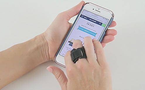 using phone with trigger finger splint